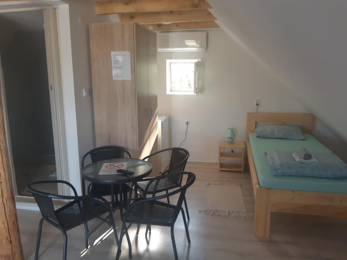 Mirella Rooms Палич Екстериор снимка
